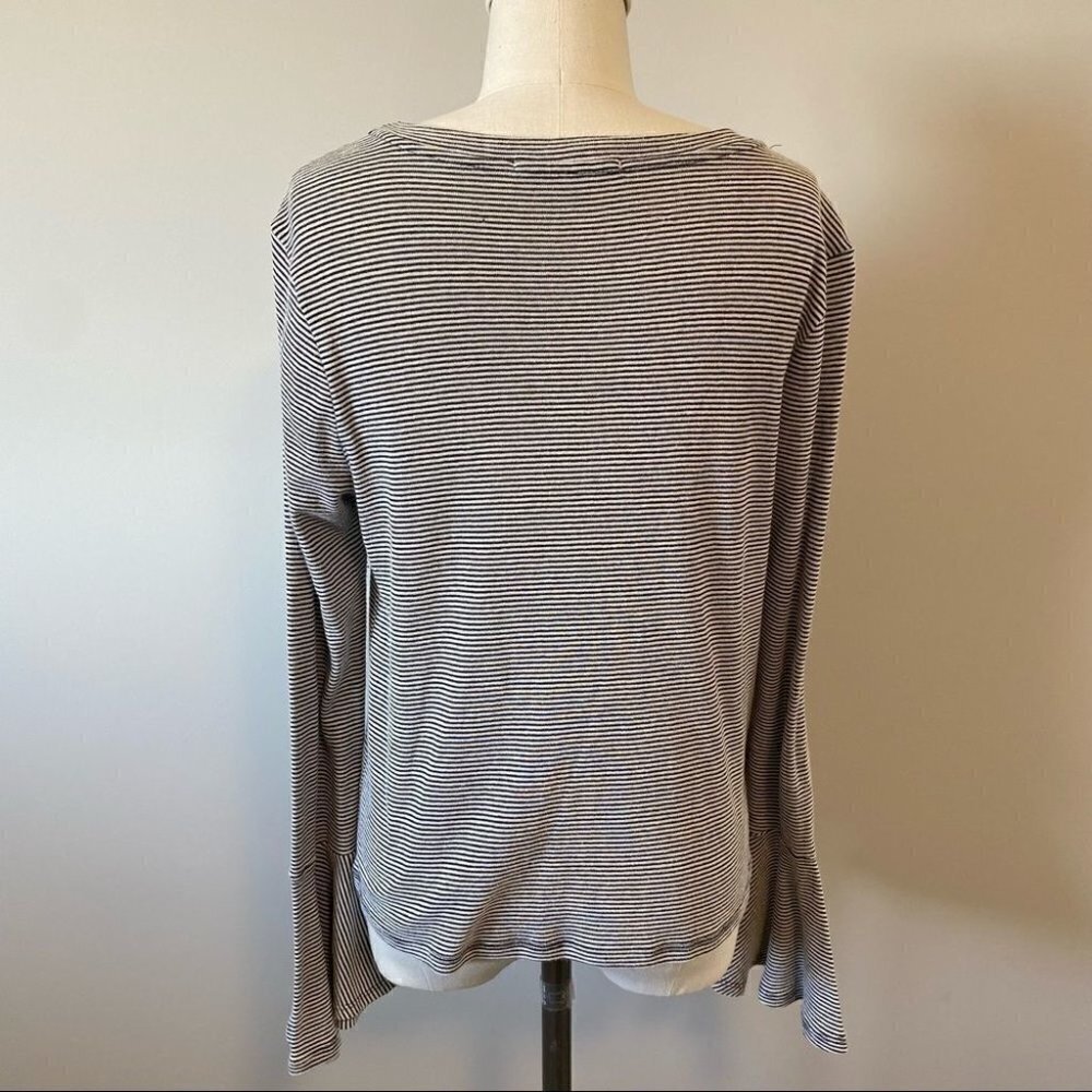 Anthropologie RO & DE Toastworthy Bell Sleeve Top - Picture 11 of 14